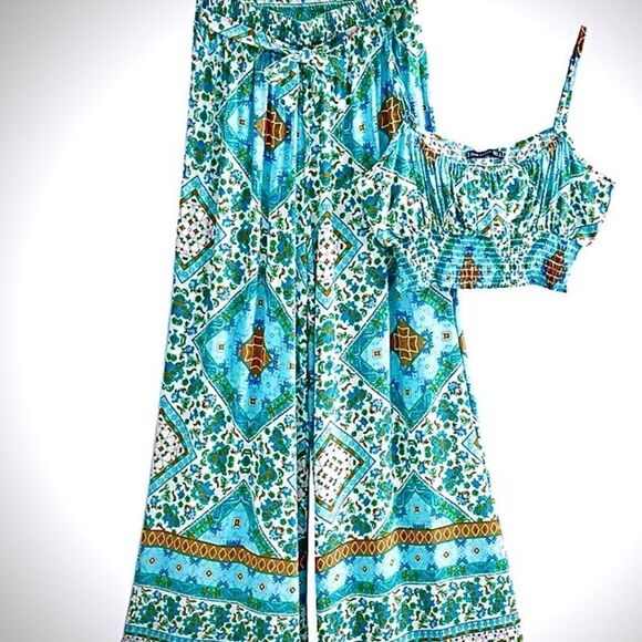 2 piece BOHO  - Picture 5 of 5